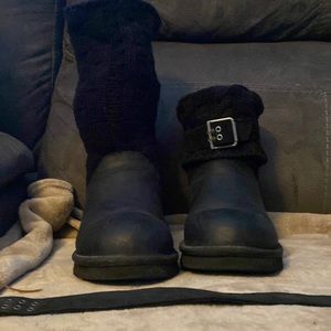 Size 8 black Ugg boots, can be low or high, upper is knit, lower is leather.